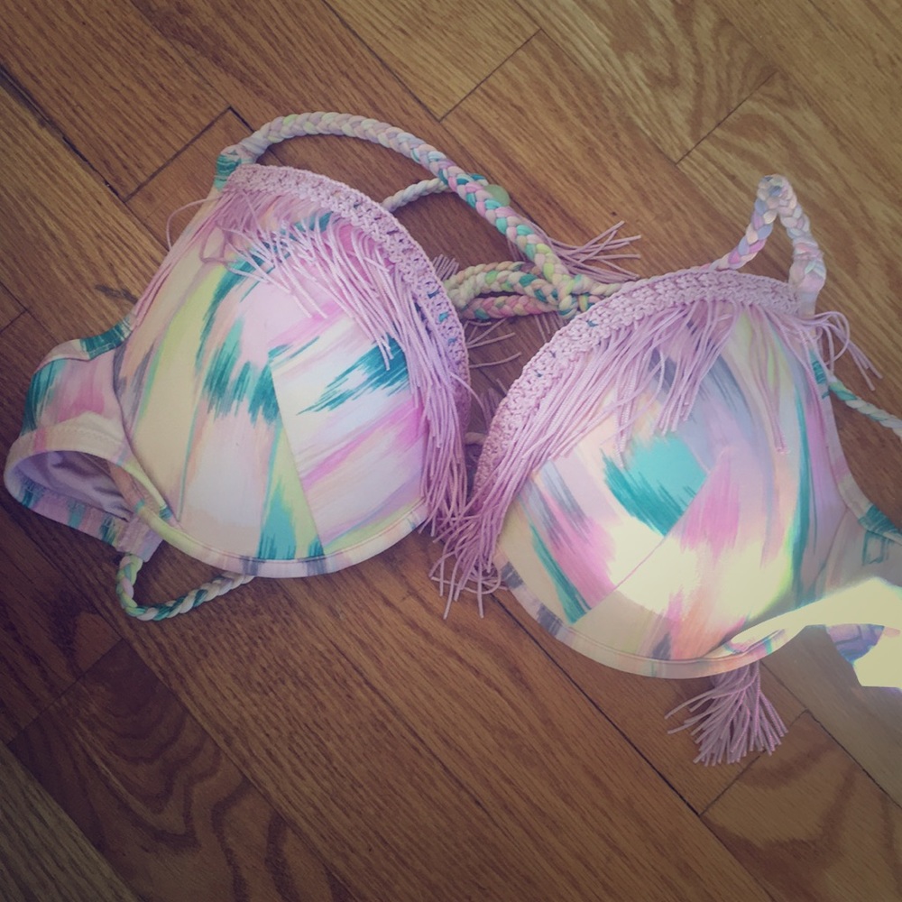 Victoria’s Secret Light Purple Halter